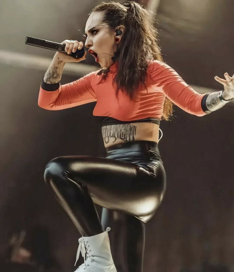 pierced onlyfans beautiful porn pic