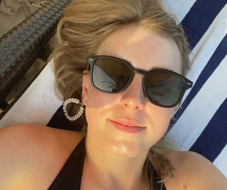 titty fuck onlyfans beautiful photo