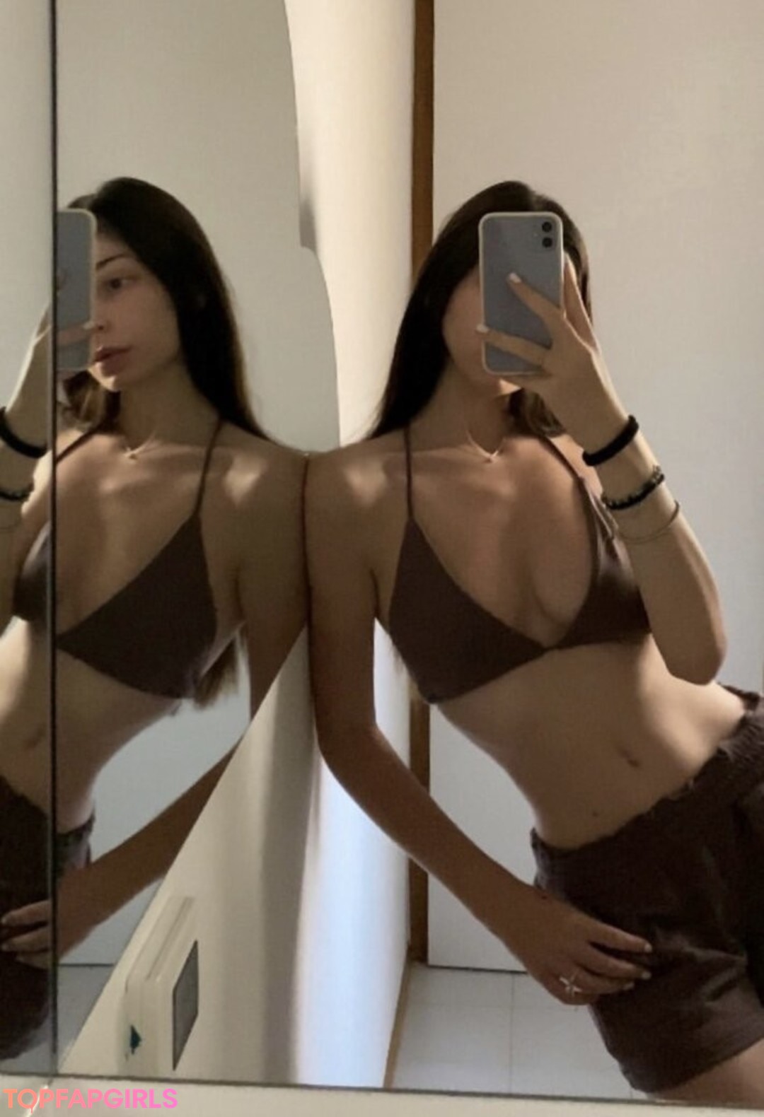 la lumi sexy pornstar photo