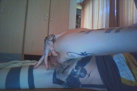 Jokers Harley Quinn model pornographic photos