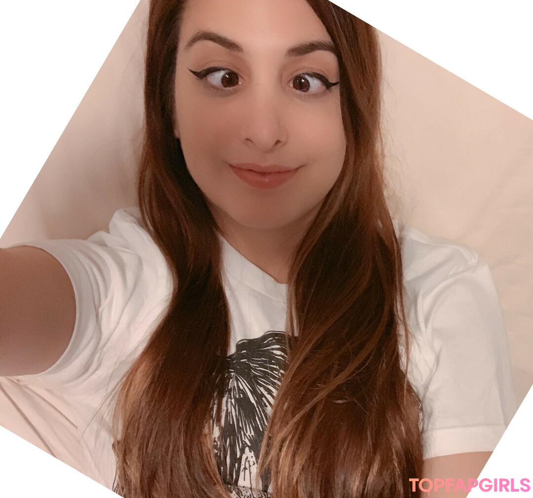 Sloane Skipper Wolf sexy pornstar image