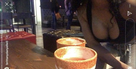 retro onlyfans nude image