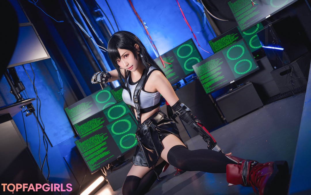 Ely Cosplayer pornstar hd photo