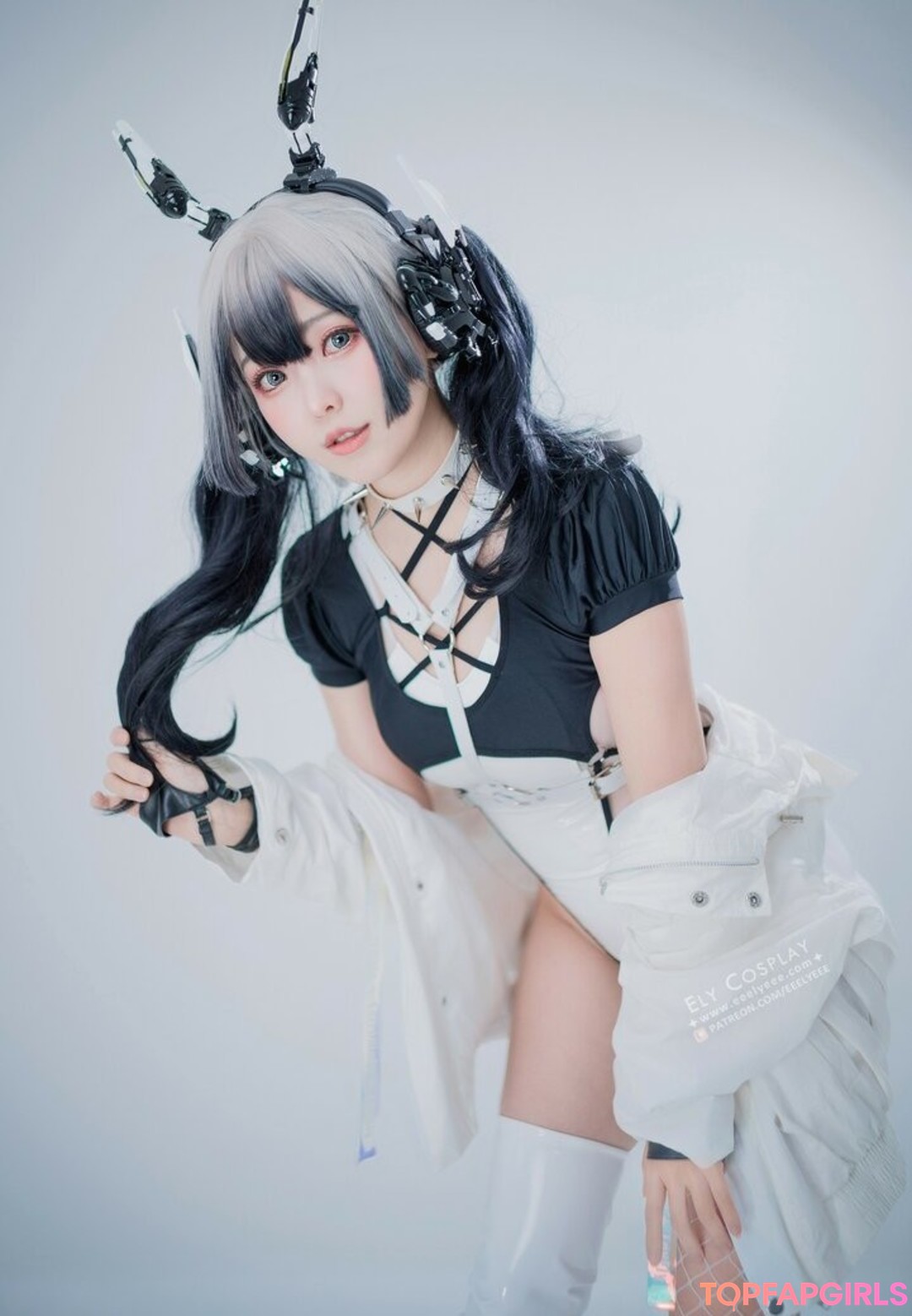 Ely Cosplayer star naked image