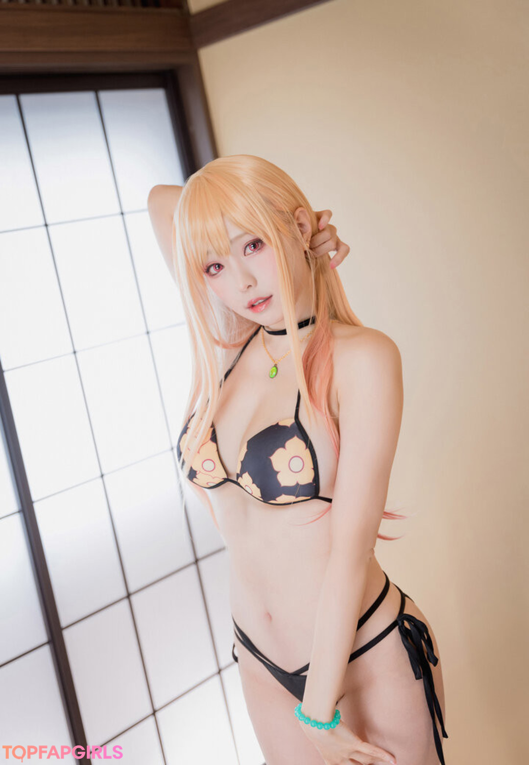 Ely Cosplayer model hot pic