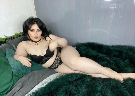 mistressmeche nude model pictures