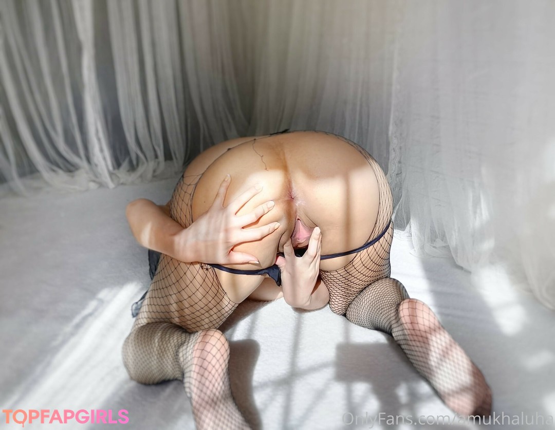 Khaluha nude star pictures