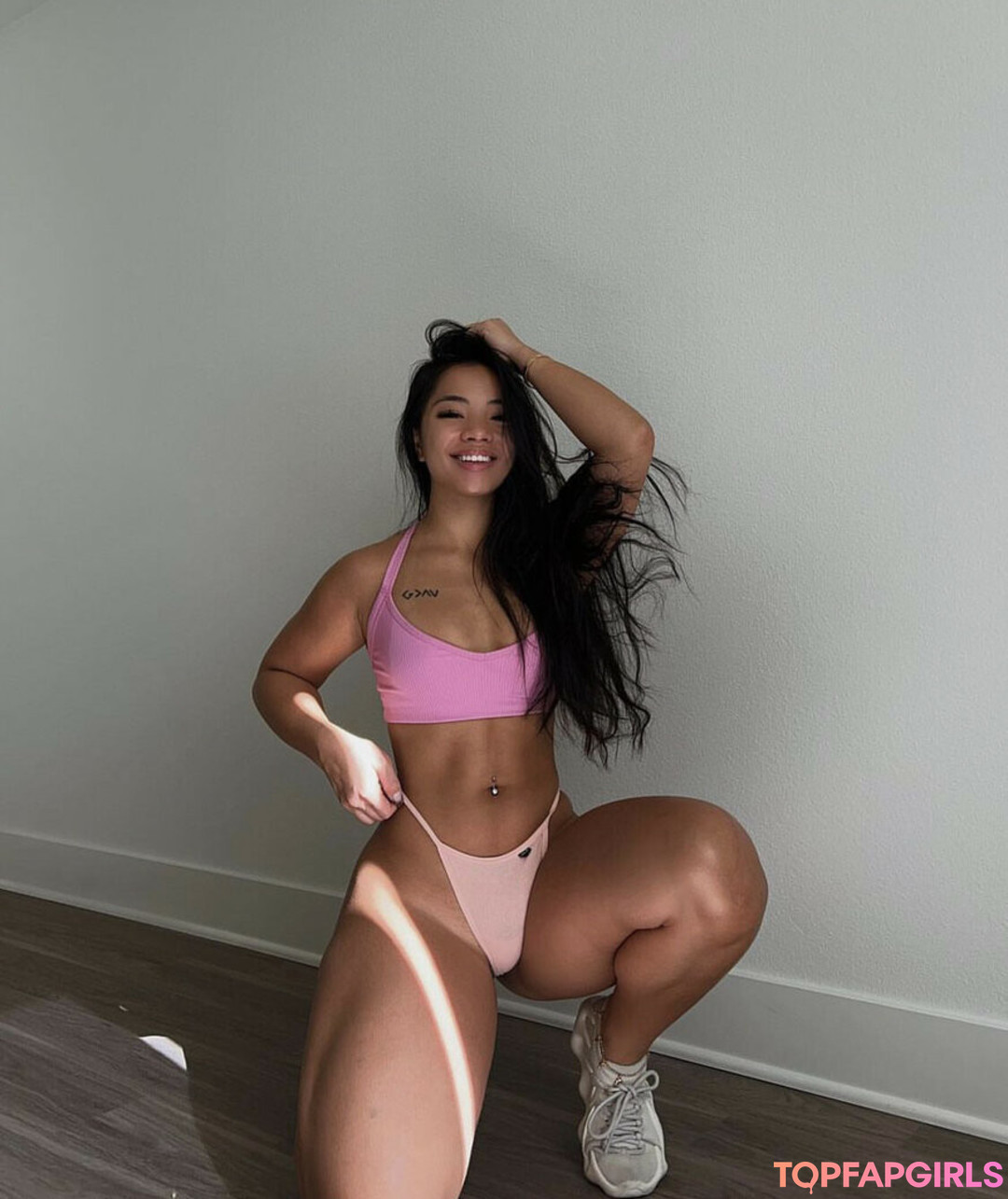 Cainguyeen beautiful pornstar images