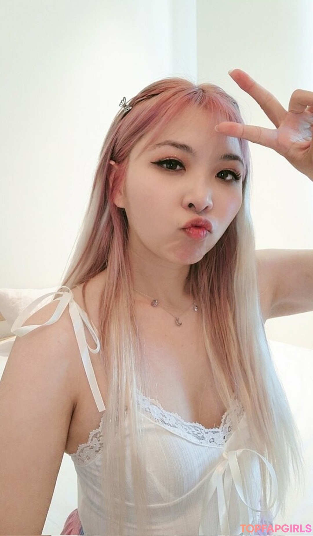 asian femboy onlyfans sexy naked image