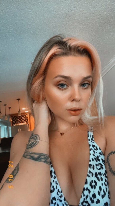 Daniinsfw top profile image