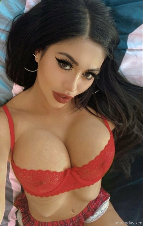 Miranda Vixen nice pornstar pic