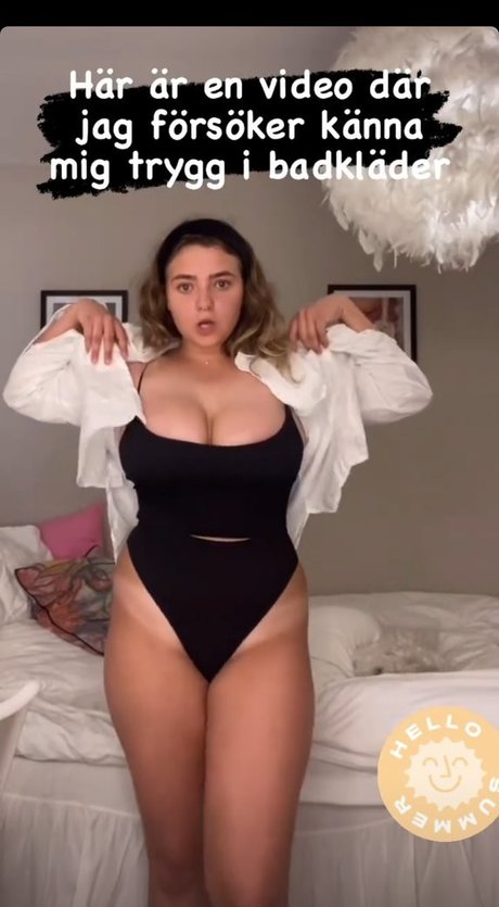 Amelia Tidd model hd pics