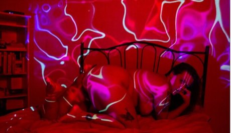 Tuy Potasso naked actress image