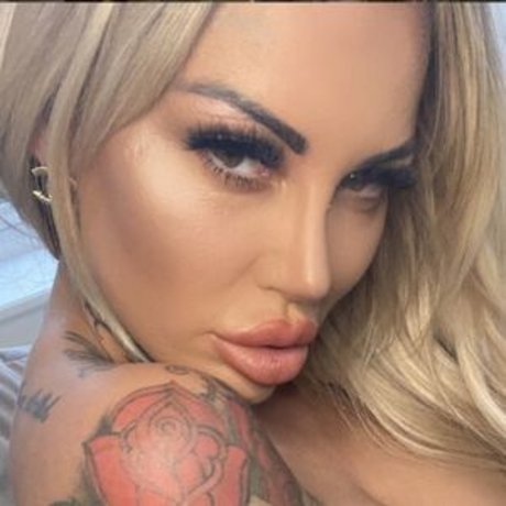 Sallie Axl star high quality photo