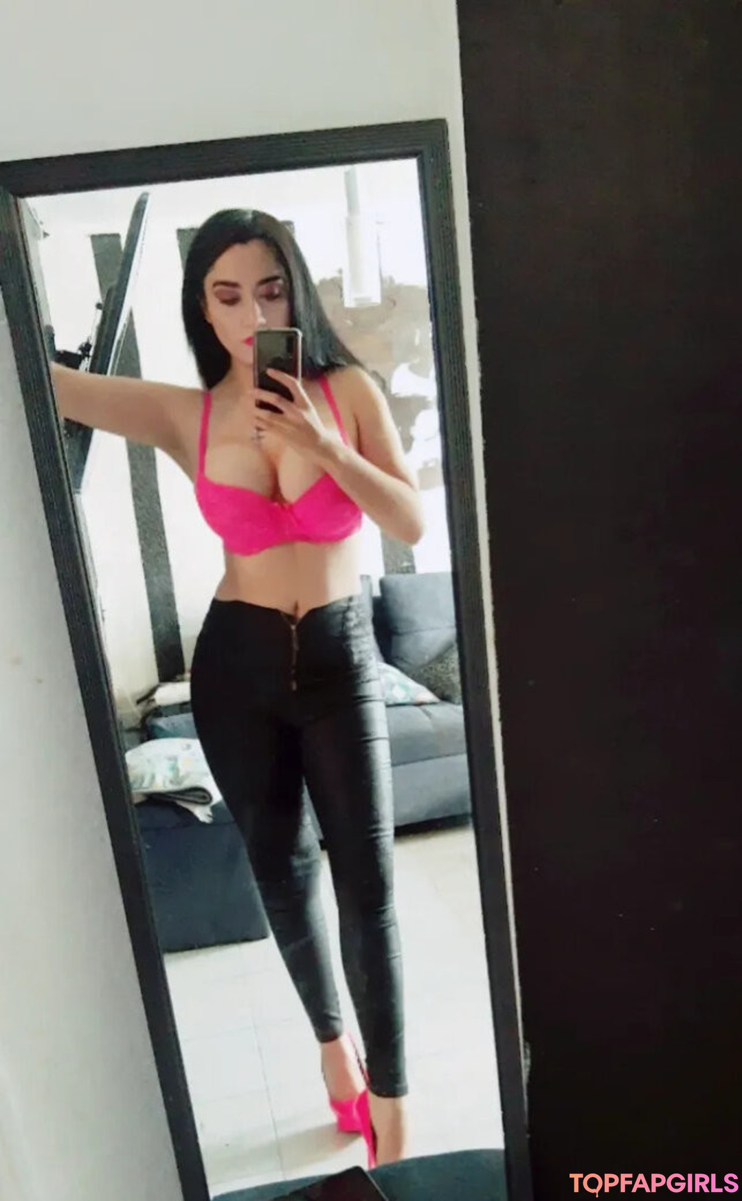 Paulette Somarriba hot star pics