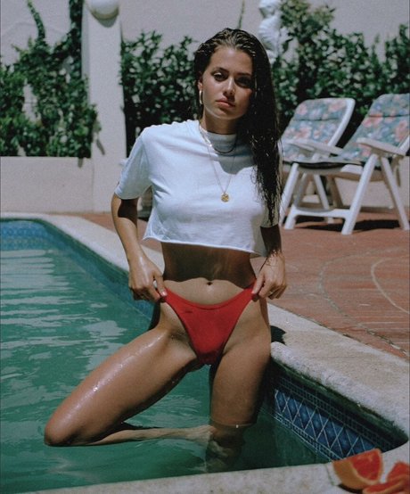 Jeanni Mulder pornstar sexy pics