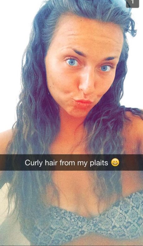 Charis Lister beautiful actress pic