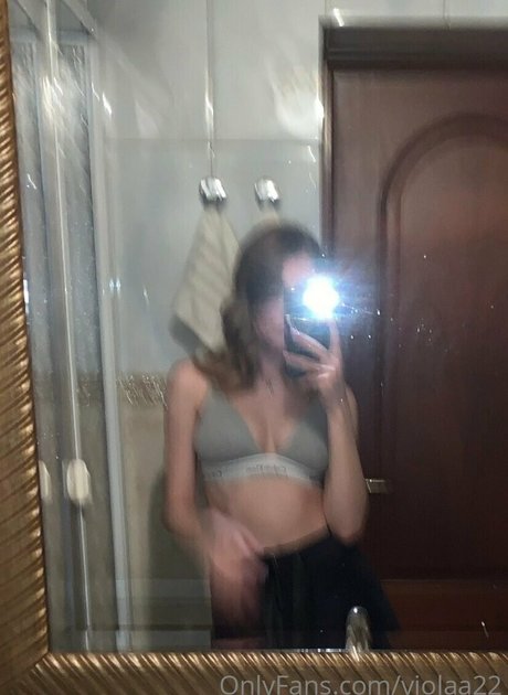Violaa22 art model pictures