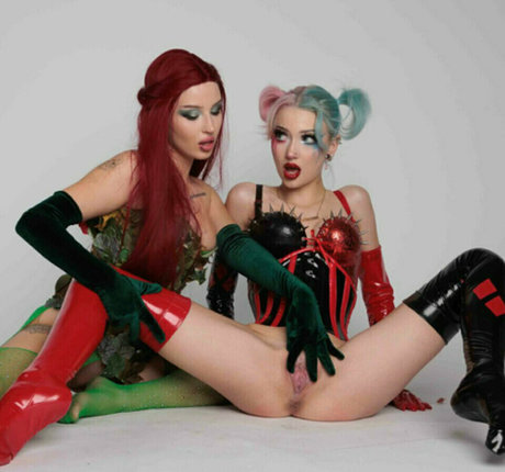 Thelizaj pornstar sexy pics