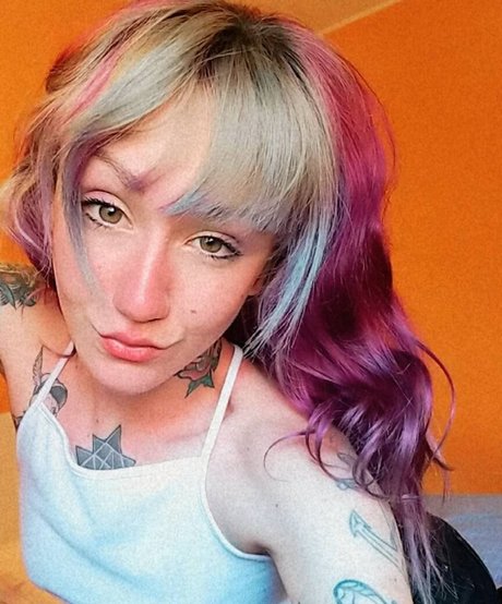 Redfoxy12 erotic star img