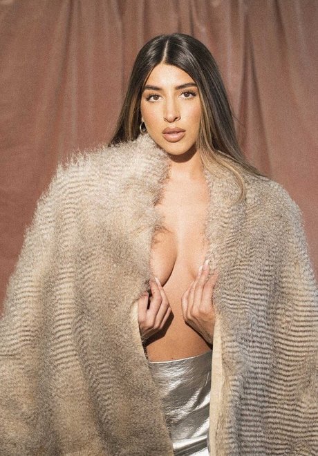 Shanna Signh star nice gallery