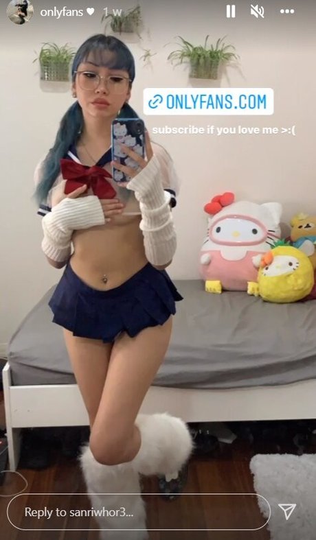 puifaiperry star pornographic pics