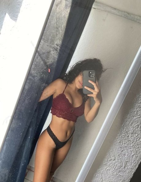 Merith Aranda Rosafire pornstar top image