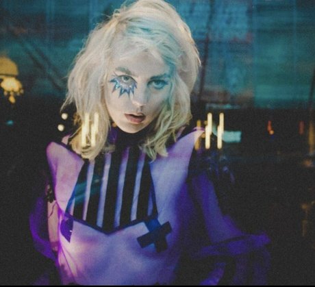 Izzy Phillips pornstar sexy pic