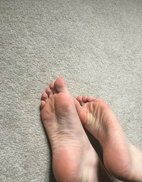 Ellbat free star photo