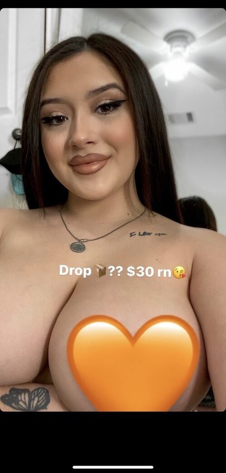 Thyluvlupeeee star hot photo