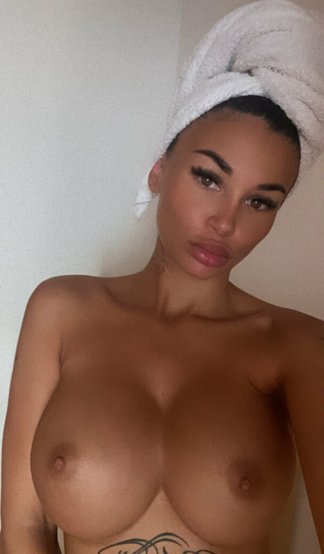 Meganbloomhot free star picture