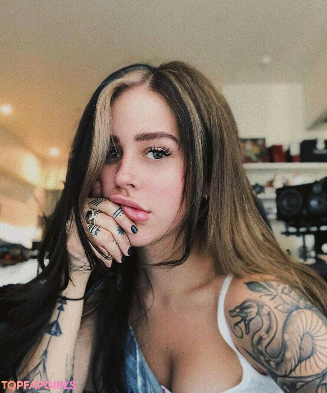 CrayCraysounds actress photos
