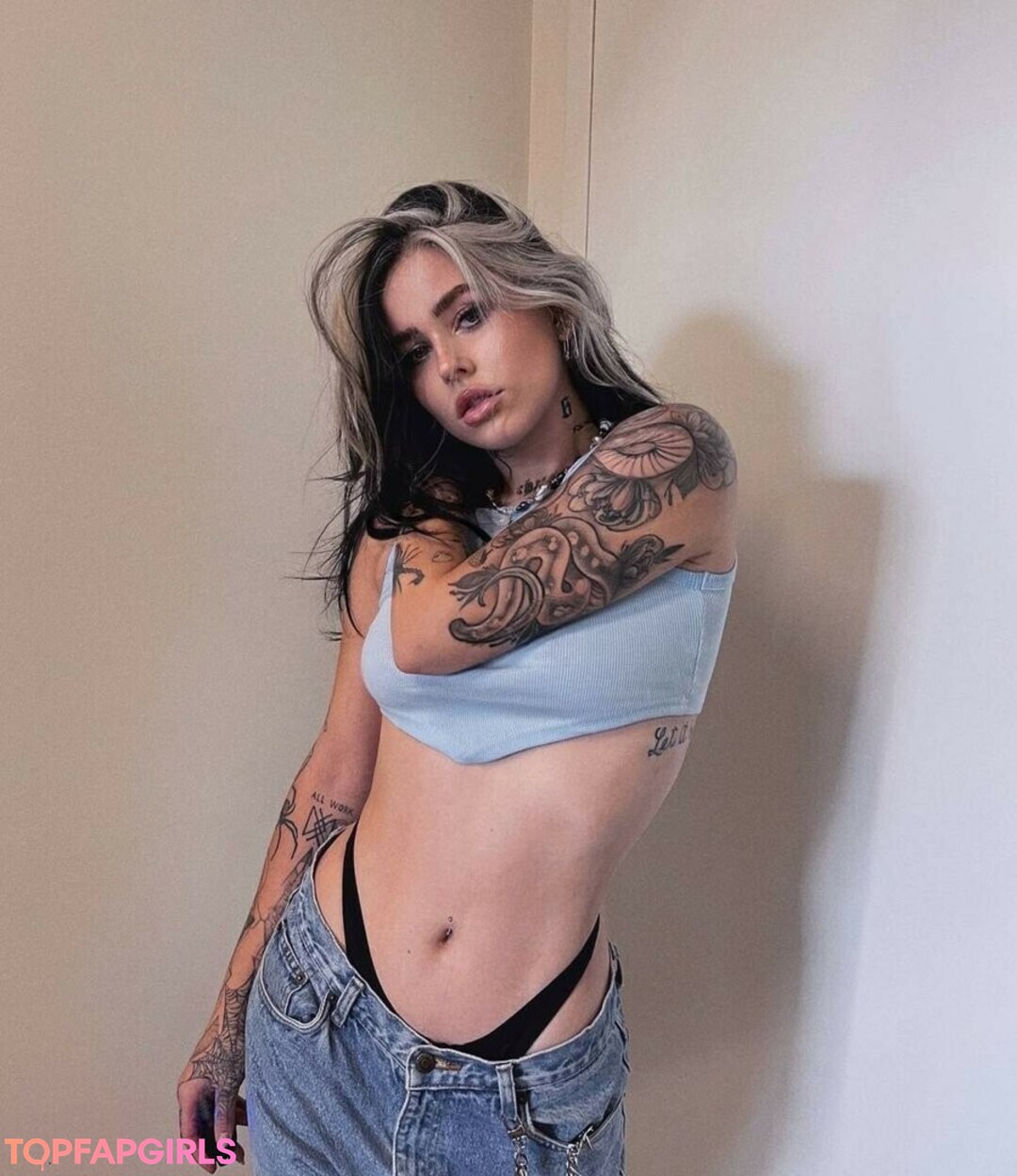 CrayCraysounds xxx model photo