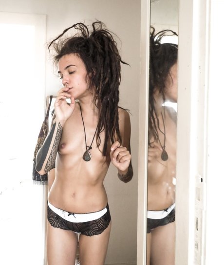 Lisbethmueller naked model pictures