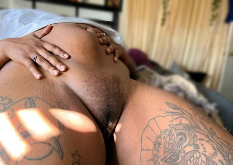 AyoSqueak nice pornstar pics