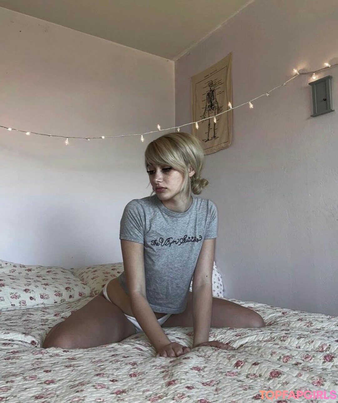 pale teen onlyfans free naked images