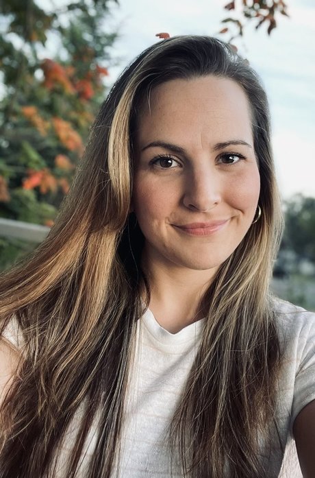 Junescleavage art model images