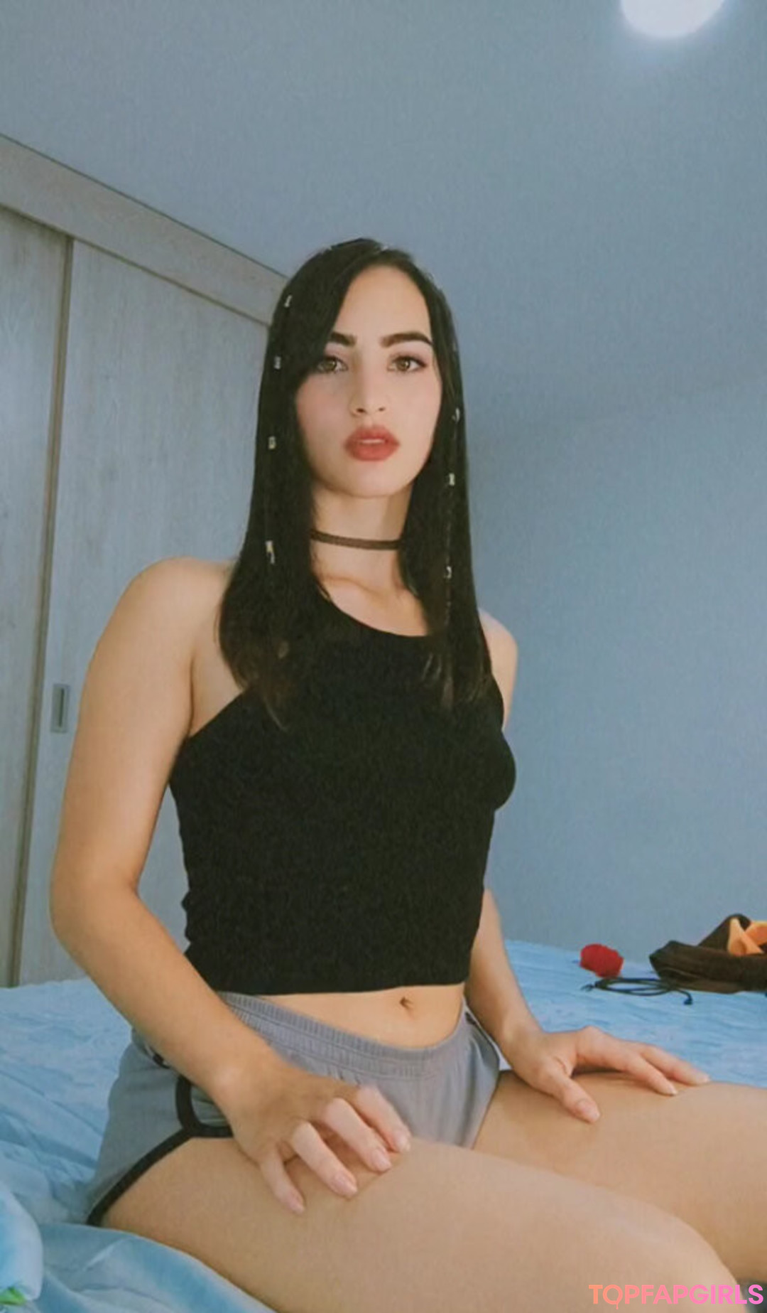 YulenyGz exclusive model pics