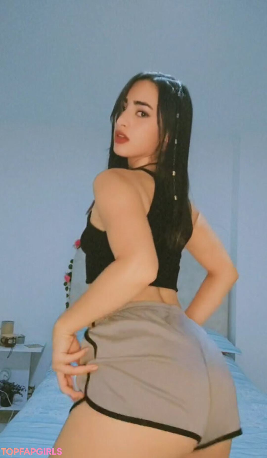 YulenyGz free model pic