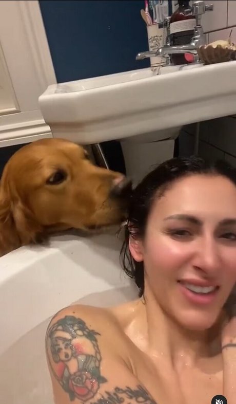 HugoAndUrsula hot star images