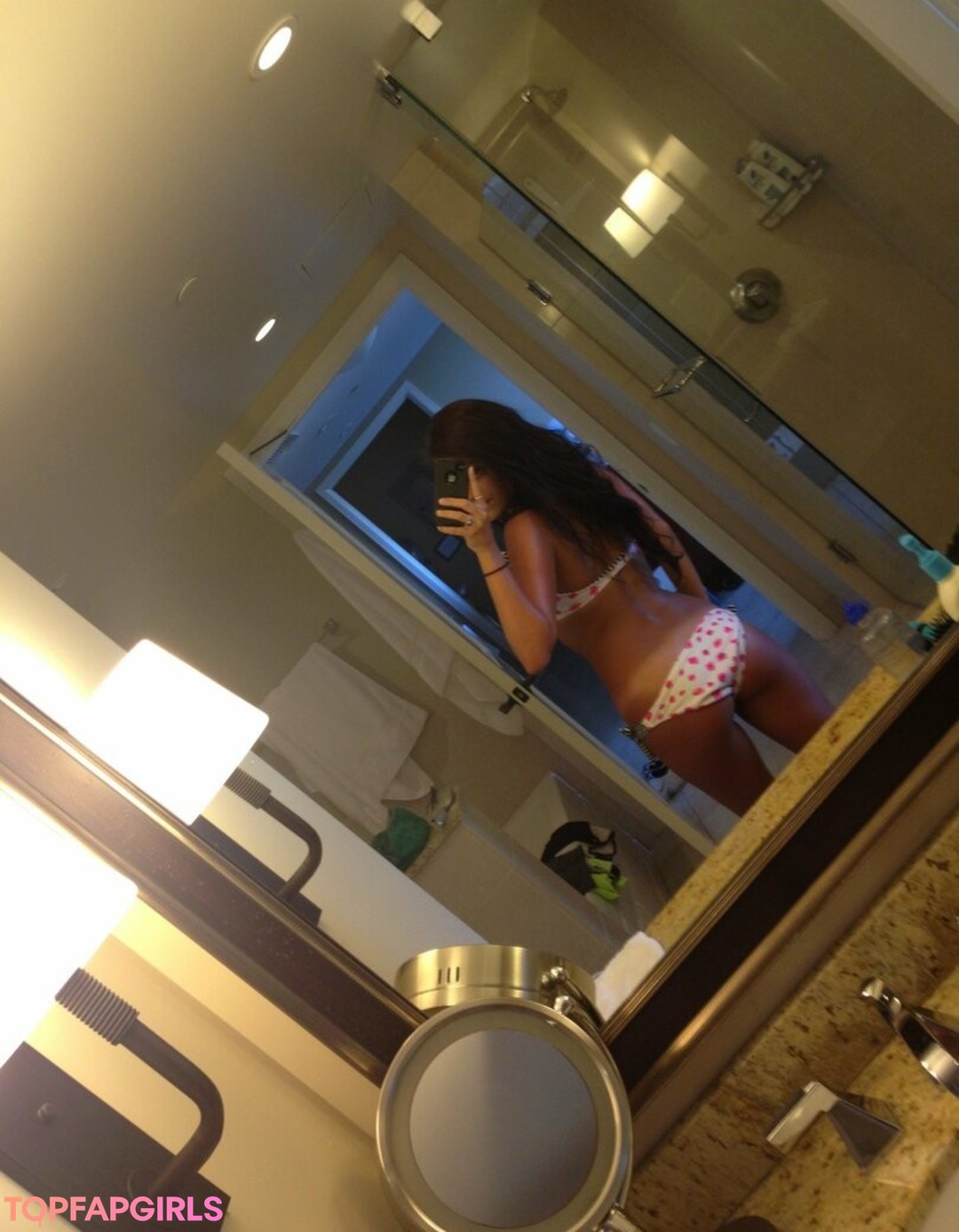 Lauren Bedford Russell pornstar nude photo