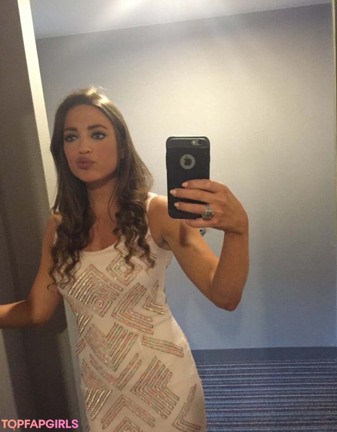 Lauren Bedford Russell pornstar naked picture