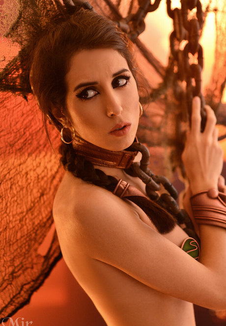 Mircosplay model nude image