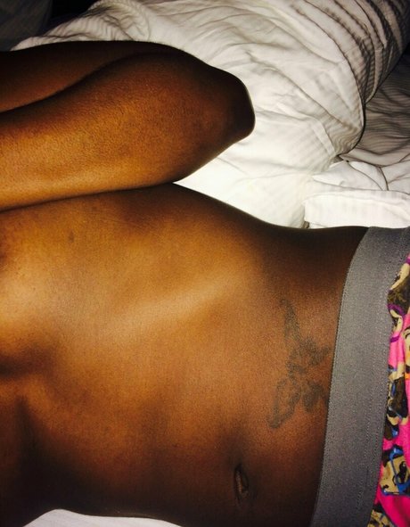 Dnay Baptiste model erotic photo