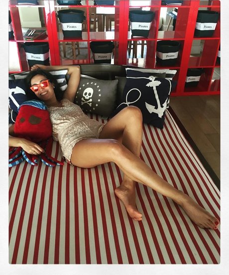 Caterina Balivo sexy star galleries