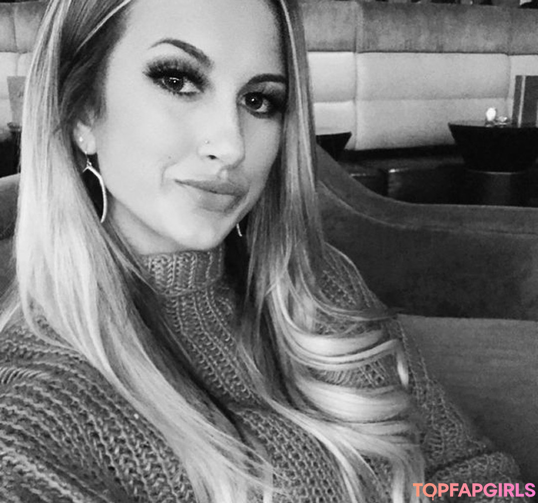 Kayla Lynne Hilton pornstar adult pictures