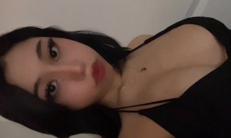 Prdsjas nude model archive