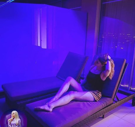 Sintica high quality pornstar image