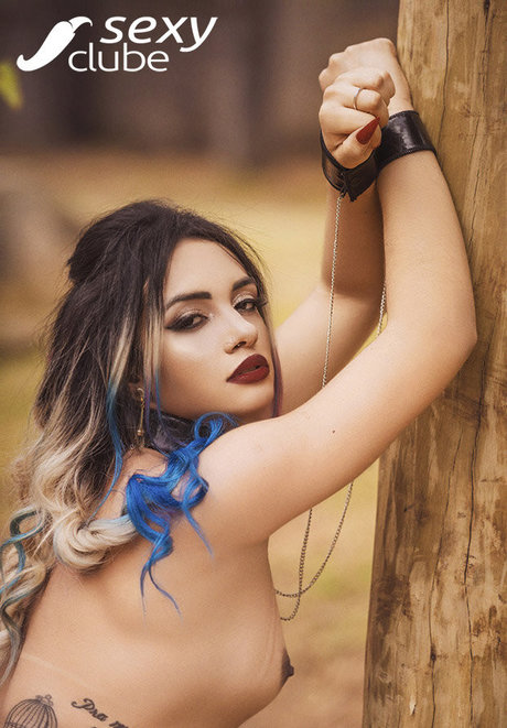 Natacha Momsen perfect pornstar pic