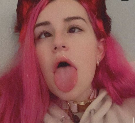 strawburrykitten nudes actress gallery